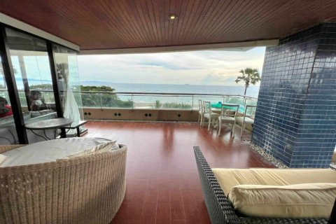 Condominio de 3 dormitorios en Pattaya, Tailandia № 99600 - foto 11