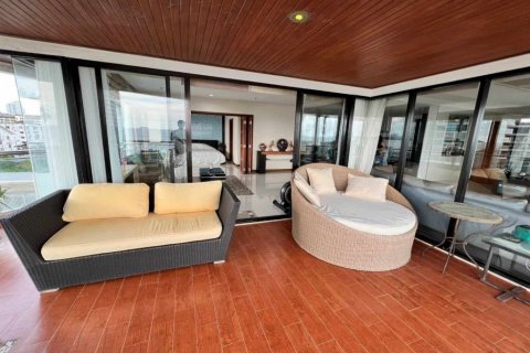 Condominio de 3 dormitorios en Pattaya, Tailandia № 99600 - foto 9