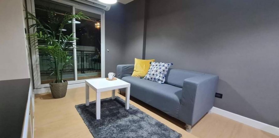 Condominio de 1 dormitorio en Phra Khanong, Bangkok, Tailandia № 99602