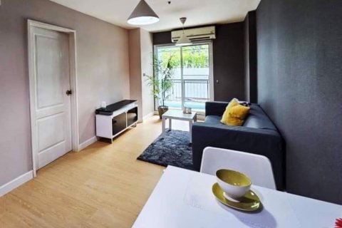 Condominio de 1 dormitorio en Phra Khanong, Bangkok, Tailandia № 99602 - foto 5