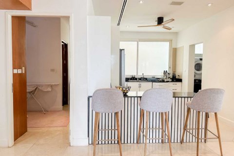 Condo in Bang Tao, Thailand, 4 bedrooms № 120802 - photo 16