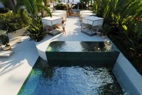 Casa de 5 dormitorios en Chalong, Tailandia № 120806 - foto 17