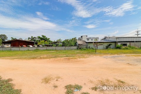 Terreno en Pattaya, Tailandia № 132308 - foto 4