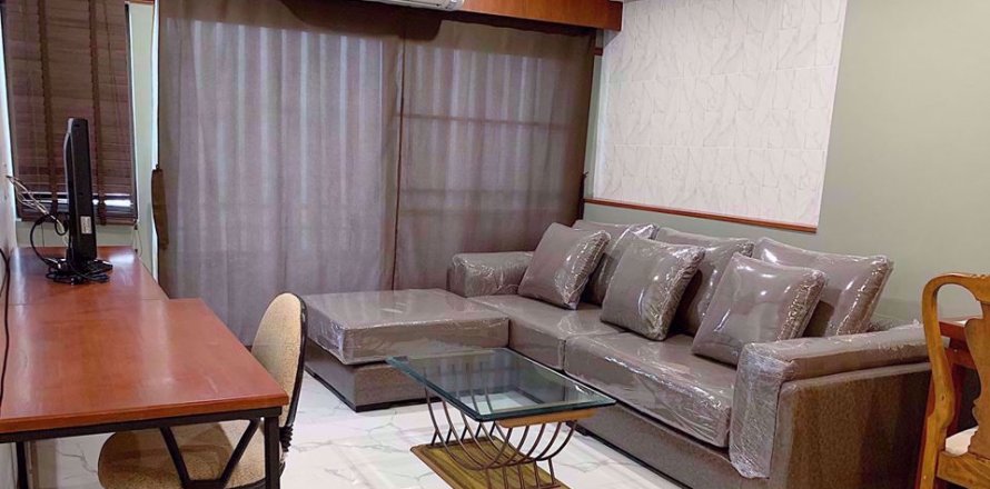 Condominio de 1 dormitorio en Khlong Toei, Bangkok, Tailandia № 76729
