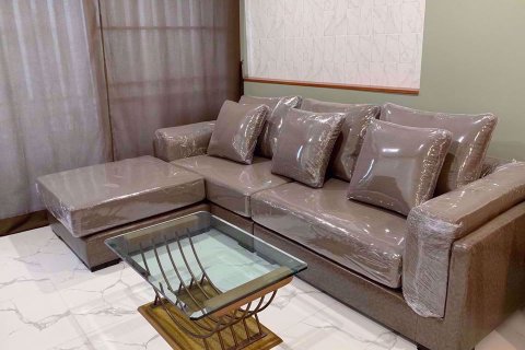 Condominio de 1 dormitorio en Khlong Toei, Bangkok, Tailandia № 76729 - foto 2