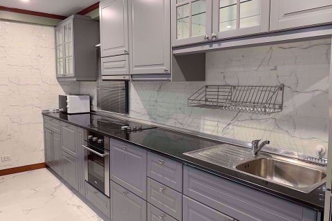 Condominio de 1 dormitorio en Khlong Toei, Bangkok, Tailandia № 76729 - foto 4