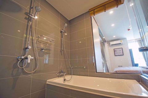Condominio de 1 dormitorio en Ratchathewi, Bangkok, Tailandia № 76735 - foto 10