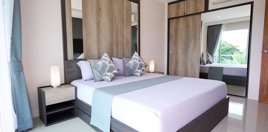 Condo à Phuket, Thaïlande, 2 chambres à Babylon Sky Garden 2 № 80748