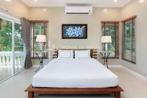 Haus in Rawai, Thailand 4 Schlafzimmer № 132045 - Foto 15