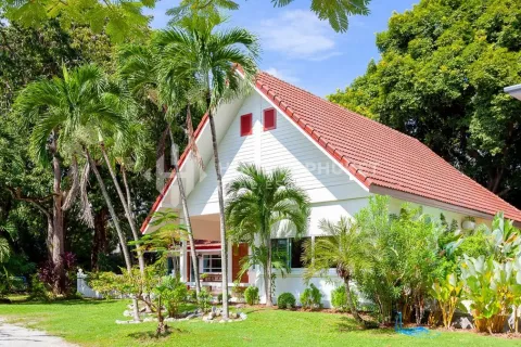 Haus in Rawai, Thailand 4 Schlafzimmer № 132045 - Foto 3
