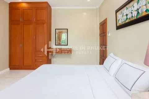 Haus in Rawai, Thailand 4 Schlafzimmer № 132045 - Foto 12