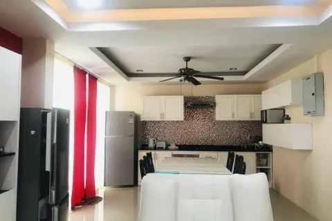 Casa de 3 dormitorios en Pattaya, Tailandia № 80284 - foto 3
