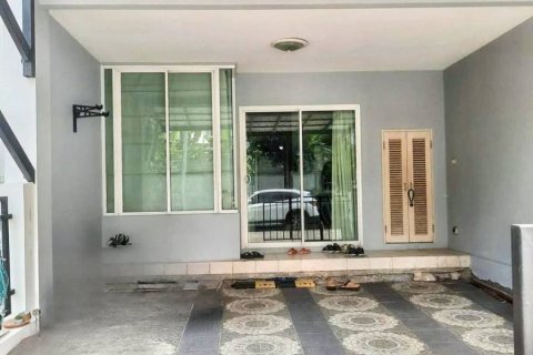 Reihenhaus in Prawet, Bangkok, Thailand 3 Schlafzimmer № 115881 - Foto 2