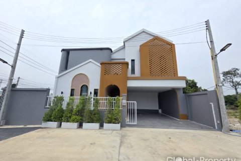 Haus in Pattaya, Thailand 5 Schlafzimmer № 125757