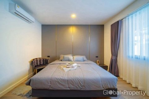 Casa de 3 dormitorios en Pattaya, Tailandia № 125754 - foto 13