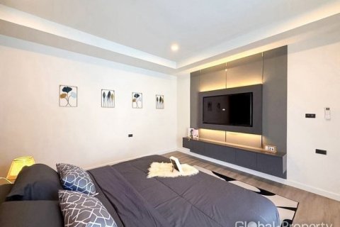 Casa de 3 dormitorios en Pattaya, Tailandia № 125754 - foto 5