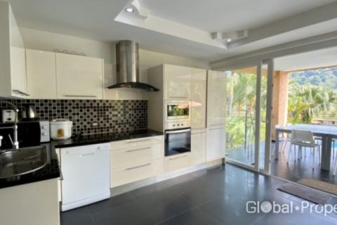 Casa de 3 dormitorios en Ko Chang, Tailandia № 125759 - foto 6