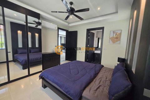 Estudio en Pattaya, Tailandia № 132129 - foto 14