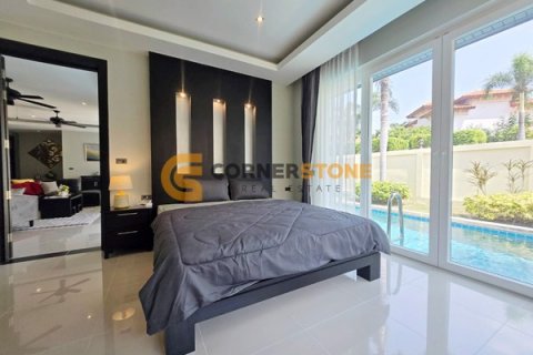 Estudio en Pattaya, Tailandia № 132129 - foto 12