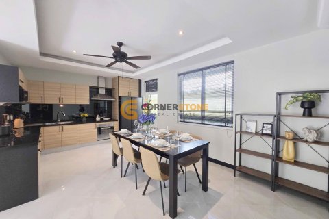 Estudio en Pattaya, Tailandia № 132130 - foto 6