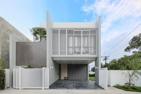 Casa de 4 dormitorios en Phuket, Tailandia № 79820