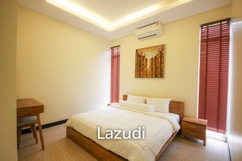 Chalet de 4 dormitorios en Hua Hin, Tailandia № 120594 - foto 6