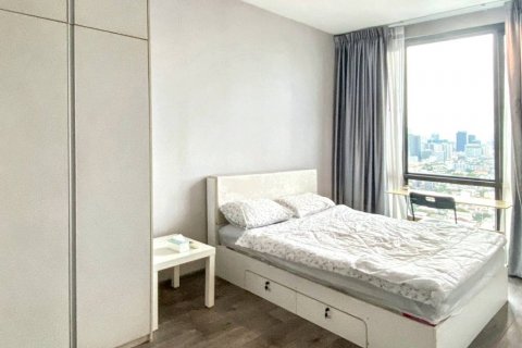 Condominio de 1 dormitorio en Chatuchak, Bangkok, Tailandia № 132989 - foto 4