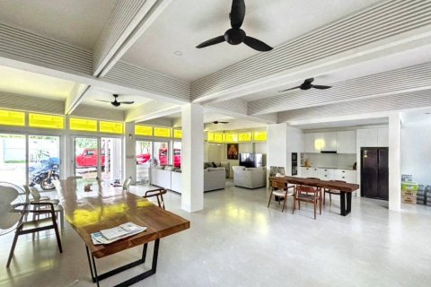Chalet de 6 dormitorios en Surat Thani, Tailandia № 132990 - foto 6