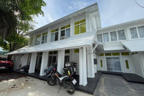 Chalet de 6 dormitorios en Surat Thani, Tailandia № 132990 - foto 3