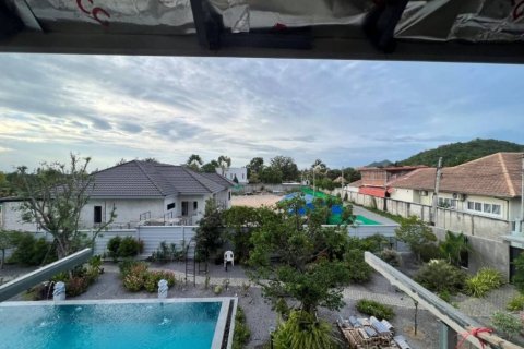 Chalet de 3 dormitorios en Hua Hin, Tailandia № 132993 - foto 10