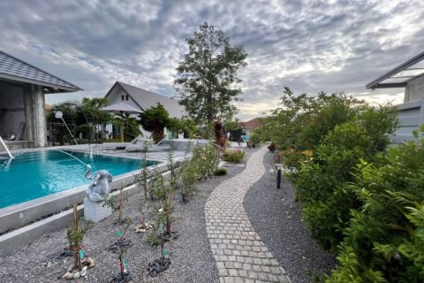 Chalet de 3 dormitorios en Hua Hin, Tailandia № 132993 - foto 7