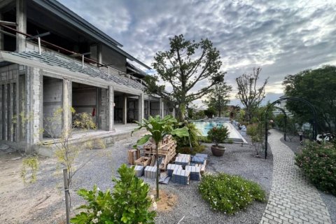 Chalet de 3 dormitorios en Hua Hin, Tailandia № 132993 - foto 2