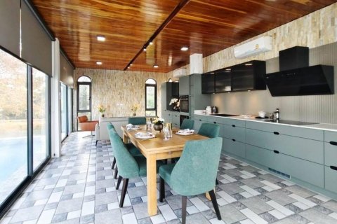 Chalet de 4 dormitorios en Hua Hin, Tailandia № 120603 - foto 5