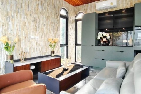 Chalet de 4 dormitorios en Hua Hin, Tailandia № 120603 - foto 3
