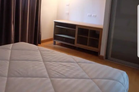 Condominio de 2 dormitorios en Watthana, Bangkok, Tailandia № 80336 - foto 7