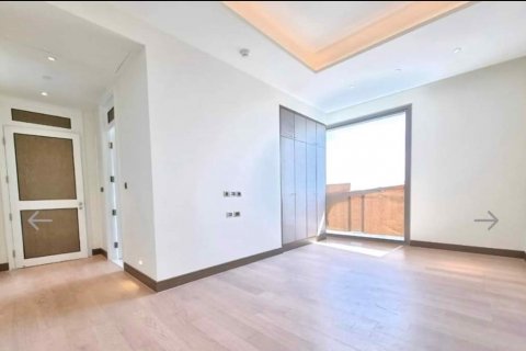Condominio de 3 dormitorios en Khlong San, Bangkok, Tailandia № 80337 - foto 5