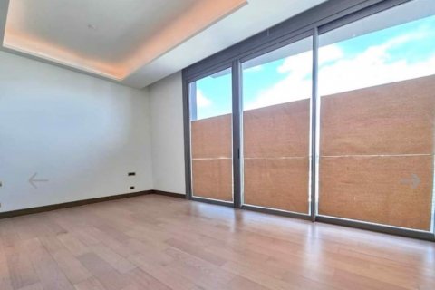 Condominio de 3 dormitorios en Khlong San, Bangkok, Tailandia № 80337 - foto 7