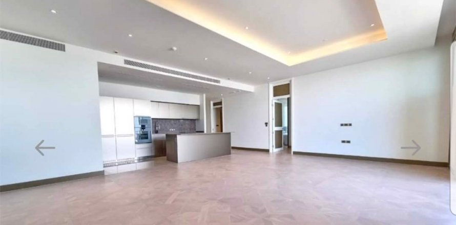 Condominio de 3 dormitorios en Khlong San, Bangkok, Tailandia № 80337