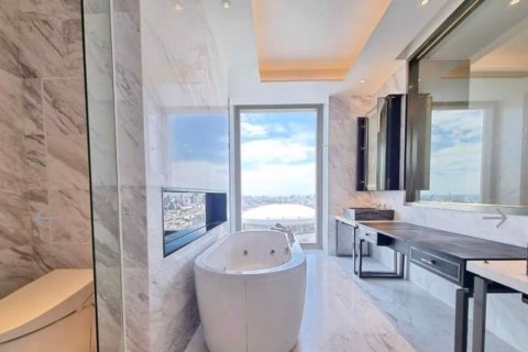 Condominio de 3 dormitorios en Khlong San, Bangkok, Tailandia № 80337 - foto 11