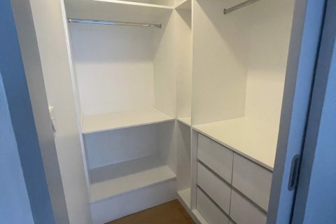 Condominio de 1 dormitorio en Watthana, Bangkok, Tailandia № 80333 - foto 9