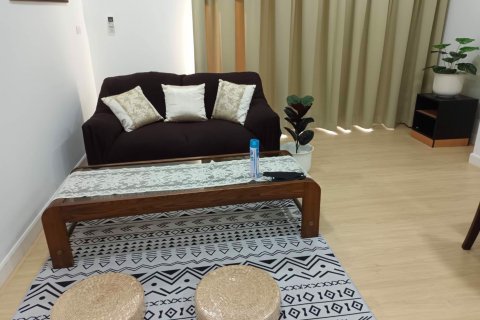 Condominio de 1 dormitorio en Watthana, Bangkok, Tailandia № 80335 - foto 2