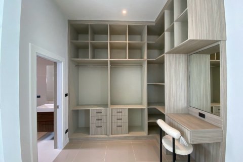Casa de 3 dormitorios en Hua Hin, Tailandia № 125101 - foto 13