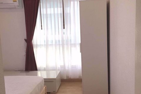 Condominio de 2 dormitorios en Yan Nawa, Bangkok, Tailandia № 76103 - foto 7