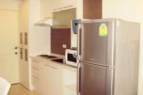 Condominio de 1 dormitorio en Watthana, Bangkok, Tailandia № 76105 - foto 4