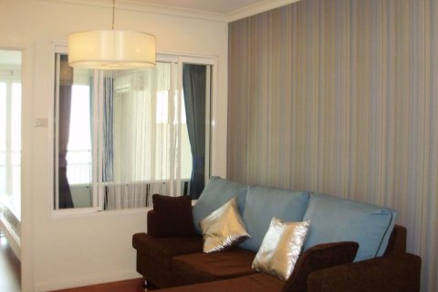 Condominio de 1 dormitorio en Watthana, Bangkok, Tailandia № 76105 - foto 3