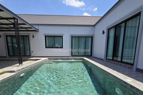 Casa de 3 dormitorios en Pattaya, Tailandia № 123499 - foto 9