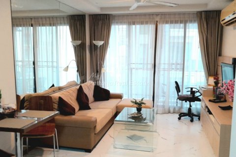 Condo in Bang Lamung, Thailand, 1 bedroom № 123502 - photo 2