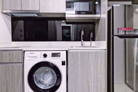 Estudio en el condominio en Khlong Toei, Bangkok, Tailandia № 76964 - foto 4