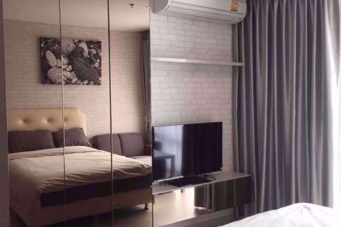 Studio in the Condo in Ratchathewi, Bangkok, Thailand  № 76963