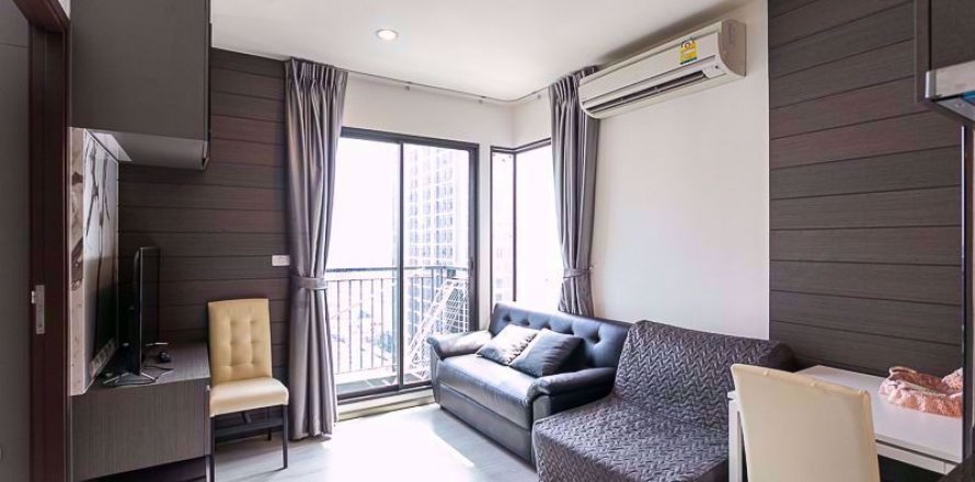Condominio de 2 dormitorios en Ratchathewi, Bangkok, Tailandia № 76966